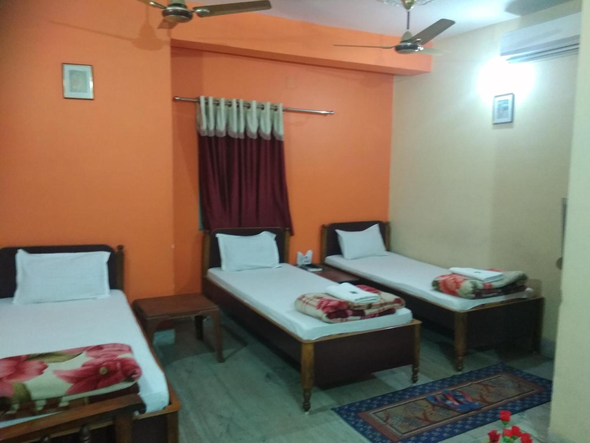 Hotel Chandrakala Regency 300 Meters From Dhanbad Railway Εξωτερικό φωτογραφία